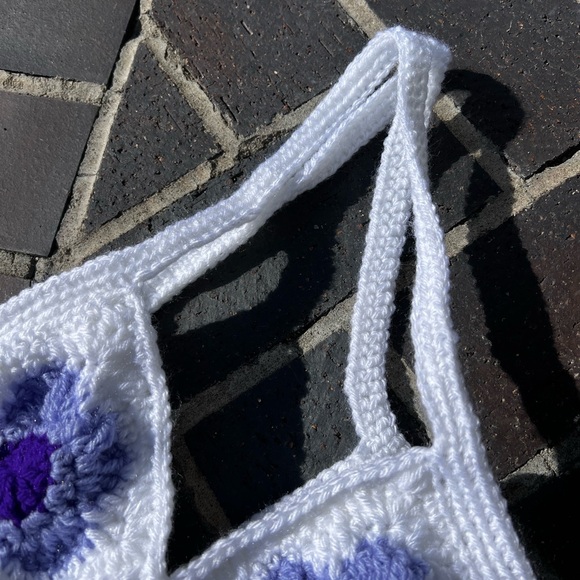 Hand Crocheted Lined Purple Flower White Tote Bag! - Picture 6 of 13